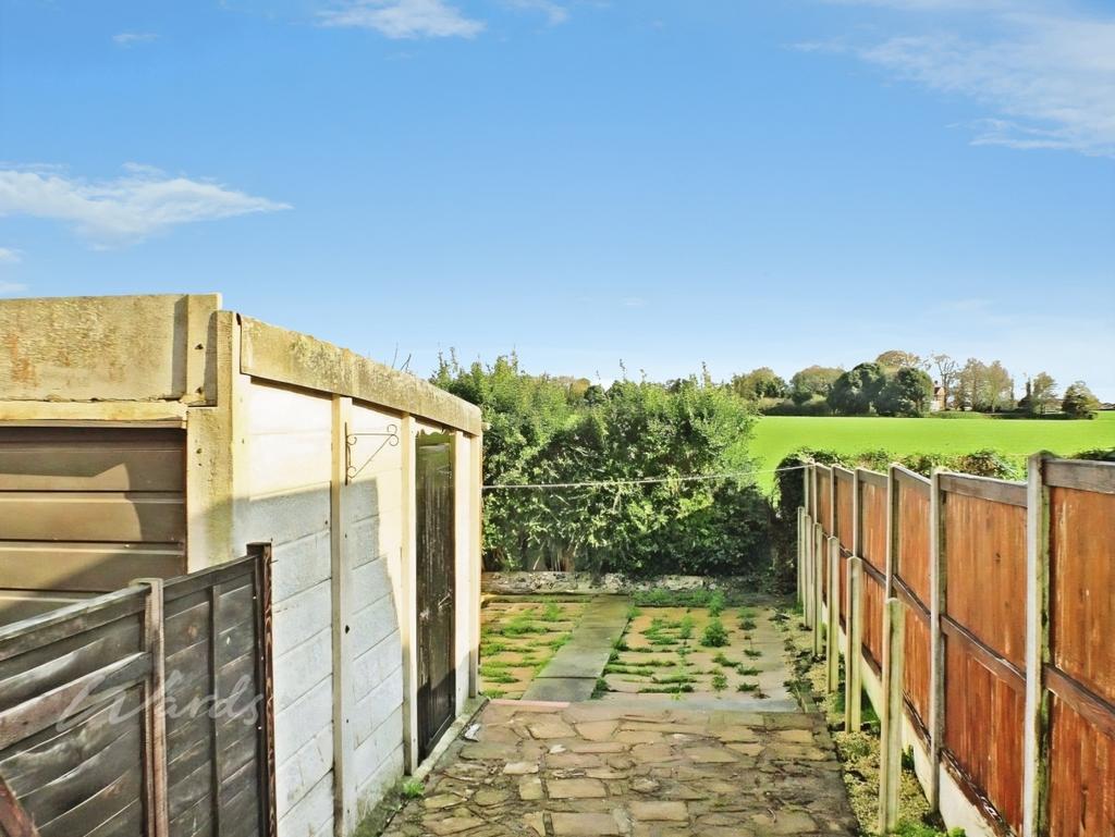 7023ae4e-garden