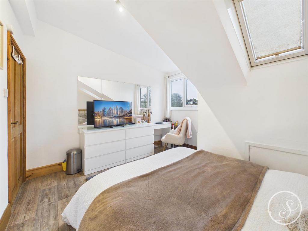 Bed 4