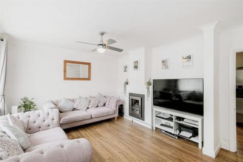 undefined, Lukin Crescent, Chingford