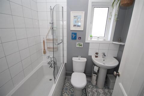 2 bedroom flat for sale, Rodney Road, Gourock