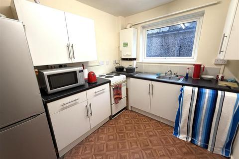 1 bedroom flat for sale, Springwood Avenue, Halifax