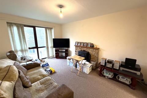 1 bedroom flat for sale, Springwood Avenue, Halifax