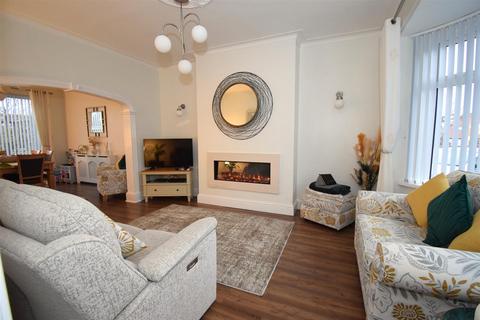 3 bedroom semi-detached bungalow for sale, Southfield Road, South Shields