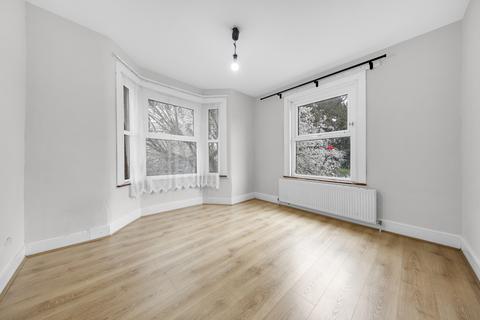 undefined, Winns Avenue, London E17