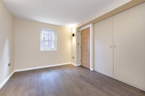 4 bedroom flat to rent, Trinity Walk, Hampstead, London, NW3