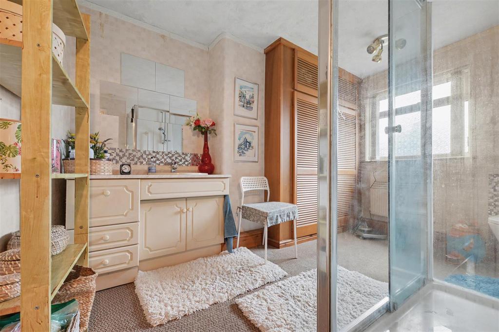 Shower Room 1.jpeg