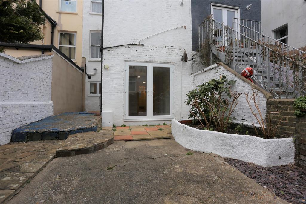 18a Freshfield Street (4).JPG