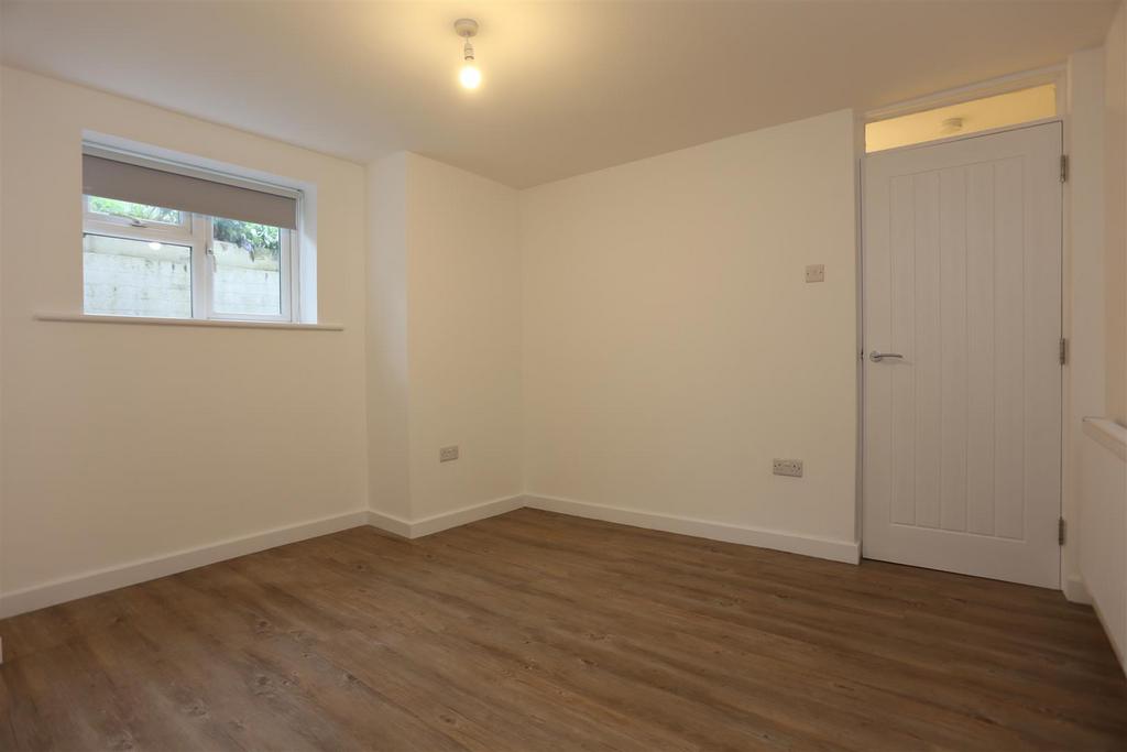 18a Freshfield Street (16).JPG