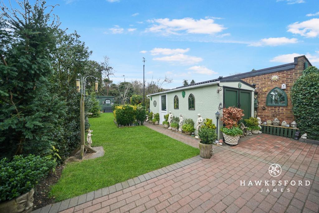 Gayhurst Drive, Sittingbourne - Garden