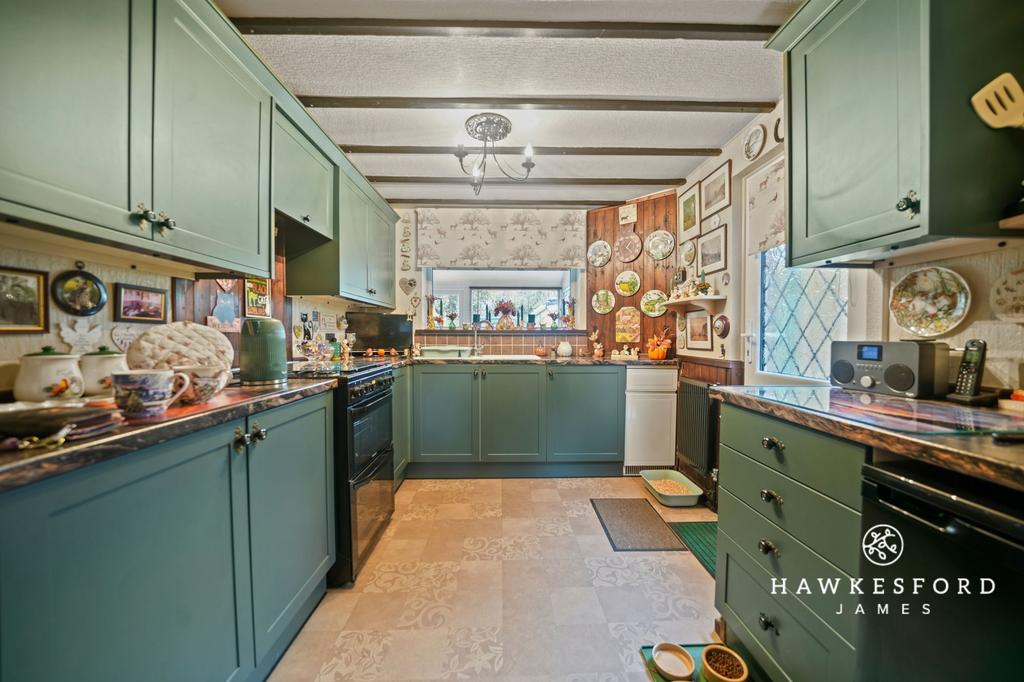 Gayhurst Drive, Sittingbourne - Kitchen