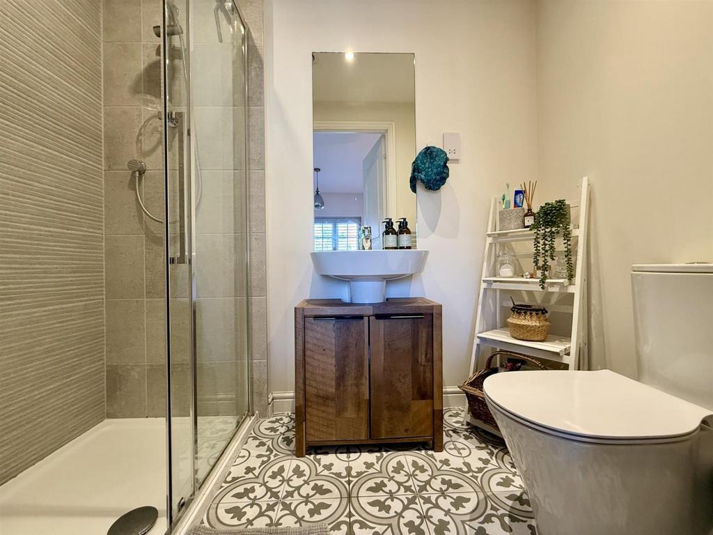 Ensuite.jpg