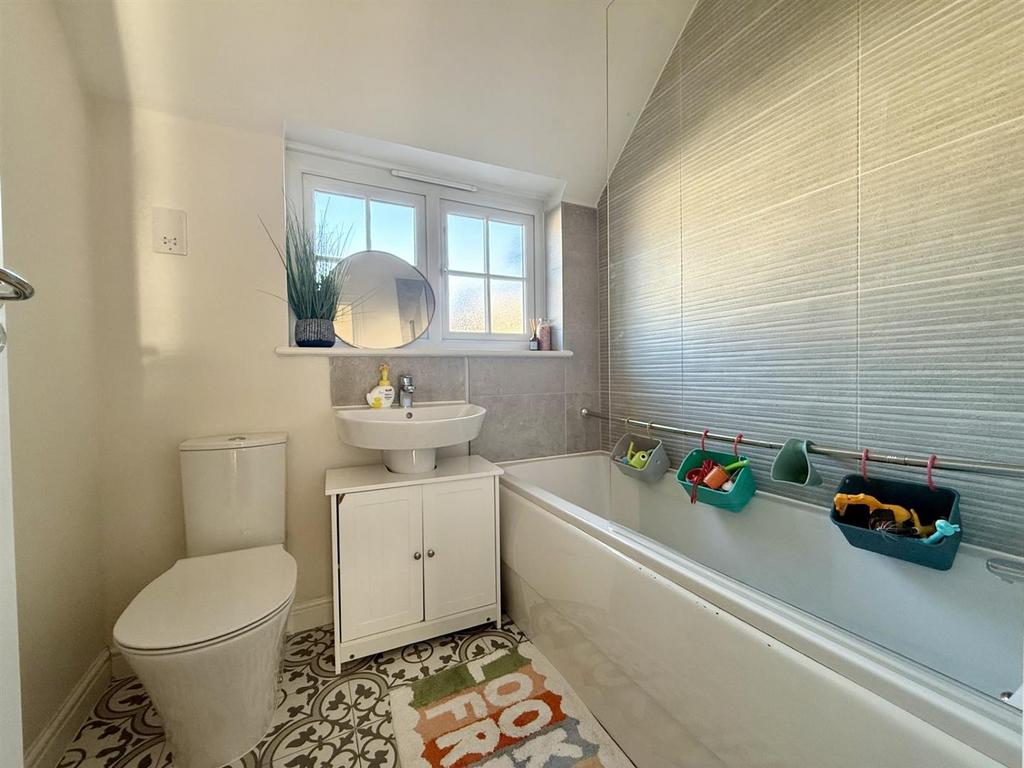 Bathroom.jpg
