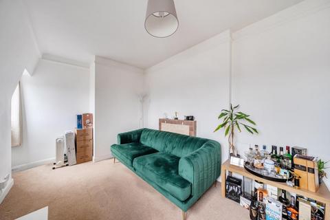 2 bedroom flat to rent, Twickenham,  Middlesex,  TW1