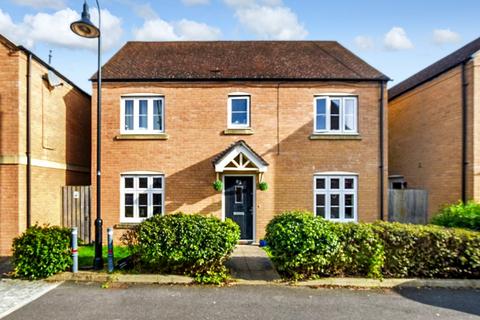 4 bedroom detached house for sale, Havisham Drive, Swindon SN25