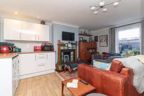2 bedroom flat for sale, Grosvenor Place, Margate, Kent, CT9