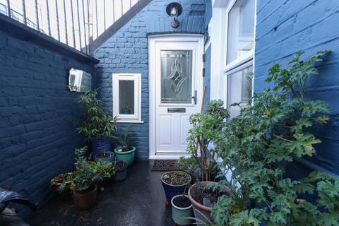 2 bedroom flat for sale, Grosvenor Place, Margate, Kent, CT9