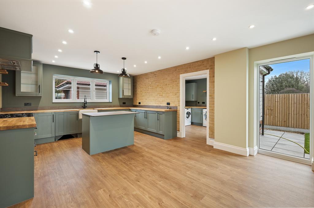 Kitchen/Dining Room