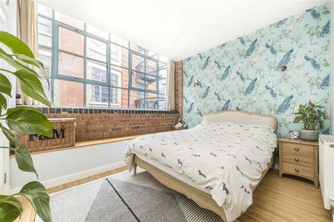 undefined, Boss Street, London SE1