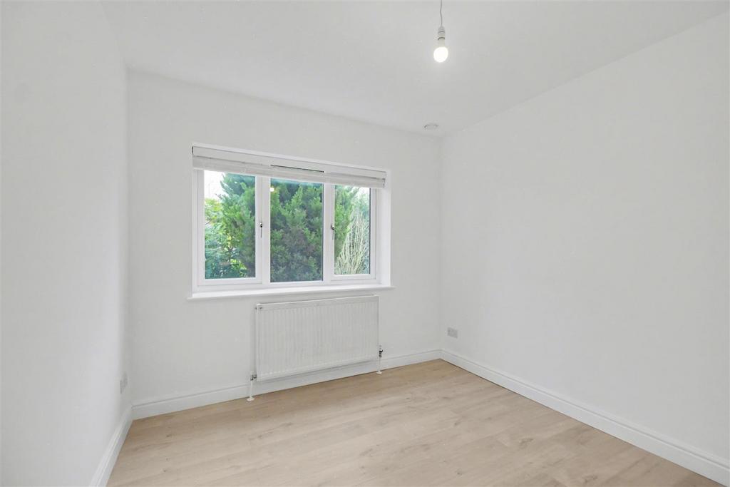 Bedroom 3 1.jpeg