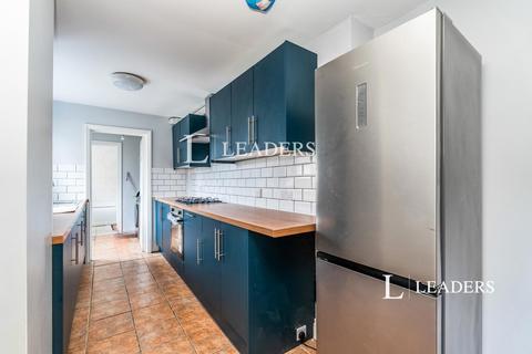 undefined, Ivy Road, Southampton, SO17