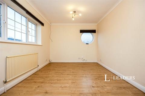 2 bedroom flat to rent, Worplesdon Road, Guildford, Surrey, GU2