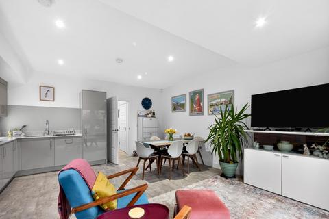 4 bedroom end of terrace house for sale, Robert Street, York