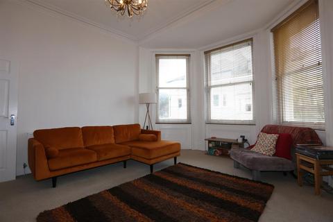 2 bedroom flat to rent, Cambridge Road, Hove