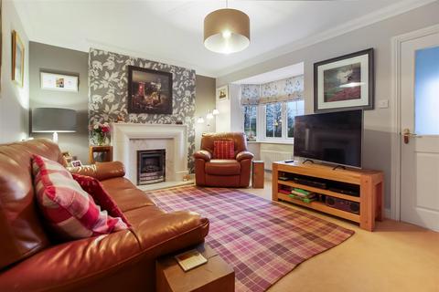 2 bedroom semi-detached house for sale, Oaktree Drive, Northallerton