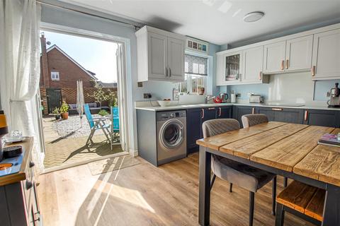 3 bedroom semi-detached house for sale, Oaktree Drive, Northallerton