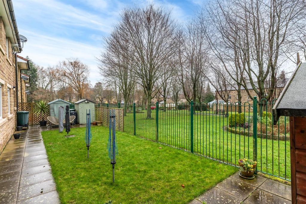 Shared Rear Garden