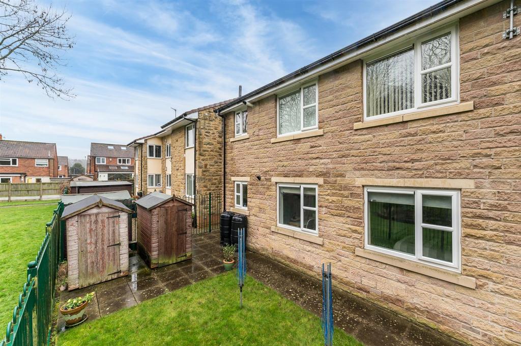 Rear Norwood Court