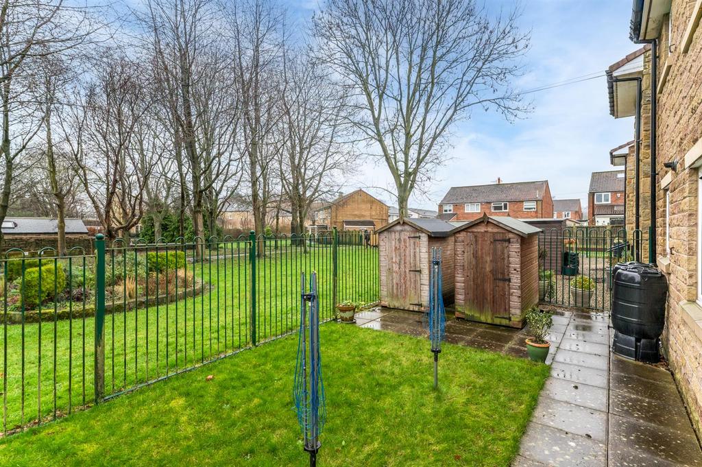 Shared Rear Garden
