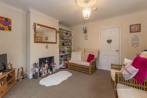 2 bedroom end of terrace house for sale, School Lane, Norwich NR7