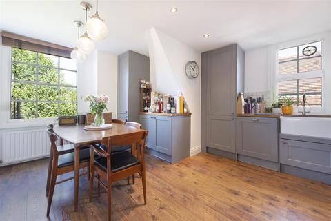 1 bedroom apartment for sale, Langland Gardens, Hampstead NW3