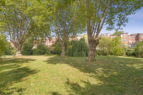 1 bedroom apartment for sale, Langland Gardens, Hampstead NW3