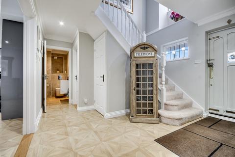 5 bedroom detached house for sale, High Street, Ingatestone, CM4