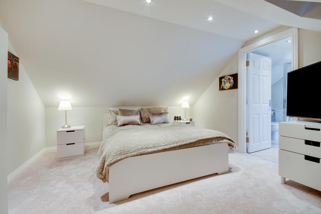 Loft Room/Bedroom Three