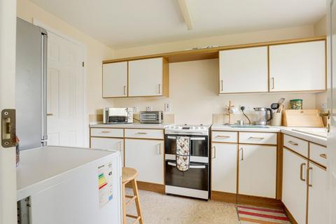 2 bedroom terraced bungalow for sale, Gardens Court, Nottingham NG2
