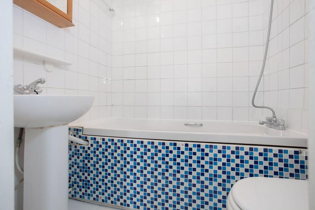 3.Bathroom Eccleston