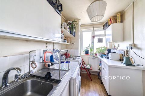 1 bedroom flat to rent, Eccleston House, London, SW2