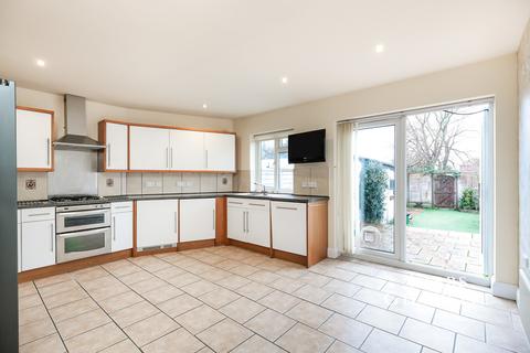 4 bedroom semi-detached house to rent, Pavilion Way, Ruislip, HA4