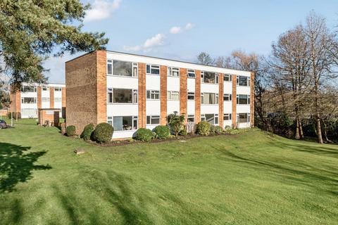 Davos Close,  Woking,  Surrey,  GU22