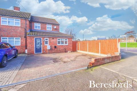 undefined, Macon Way, Upminster, RM14