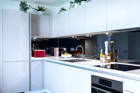 2 bedroom apartment to rent, Fairfield Avenue, Staines-upon-Thames, Surrey, TW18