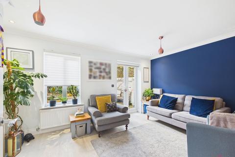 3 bedroom end of terrace house for sale, Clearwell Gardens, Cheltenham GL52