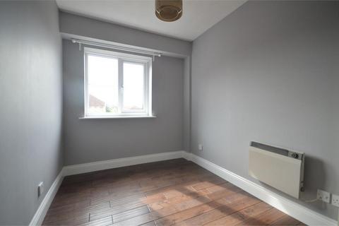 2 bedroom apartment to rent, Vicars Bridge Close, Alperton