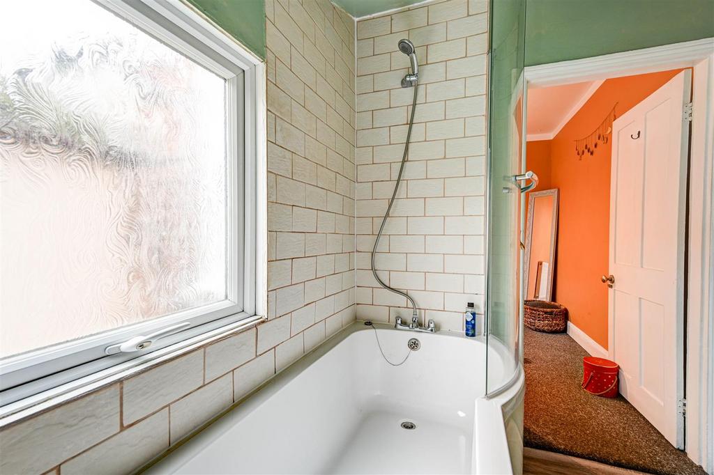 Bathroom shower.jpg