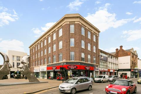 undefined, Avenue House, Bedford