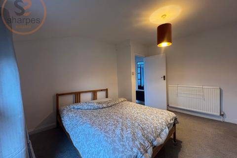 1 bedroom in a house share to rent, Kingston Road, Merton, London, Greater London
