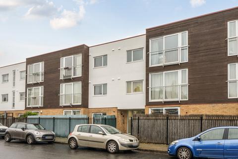 1 bedroom apartment for sale, Borland Road, London